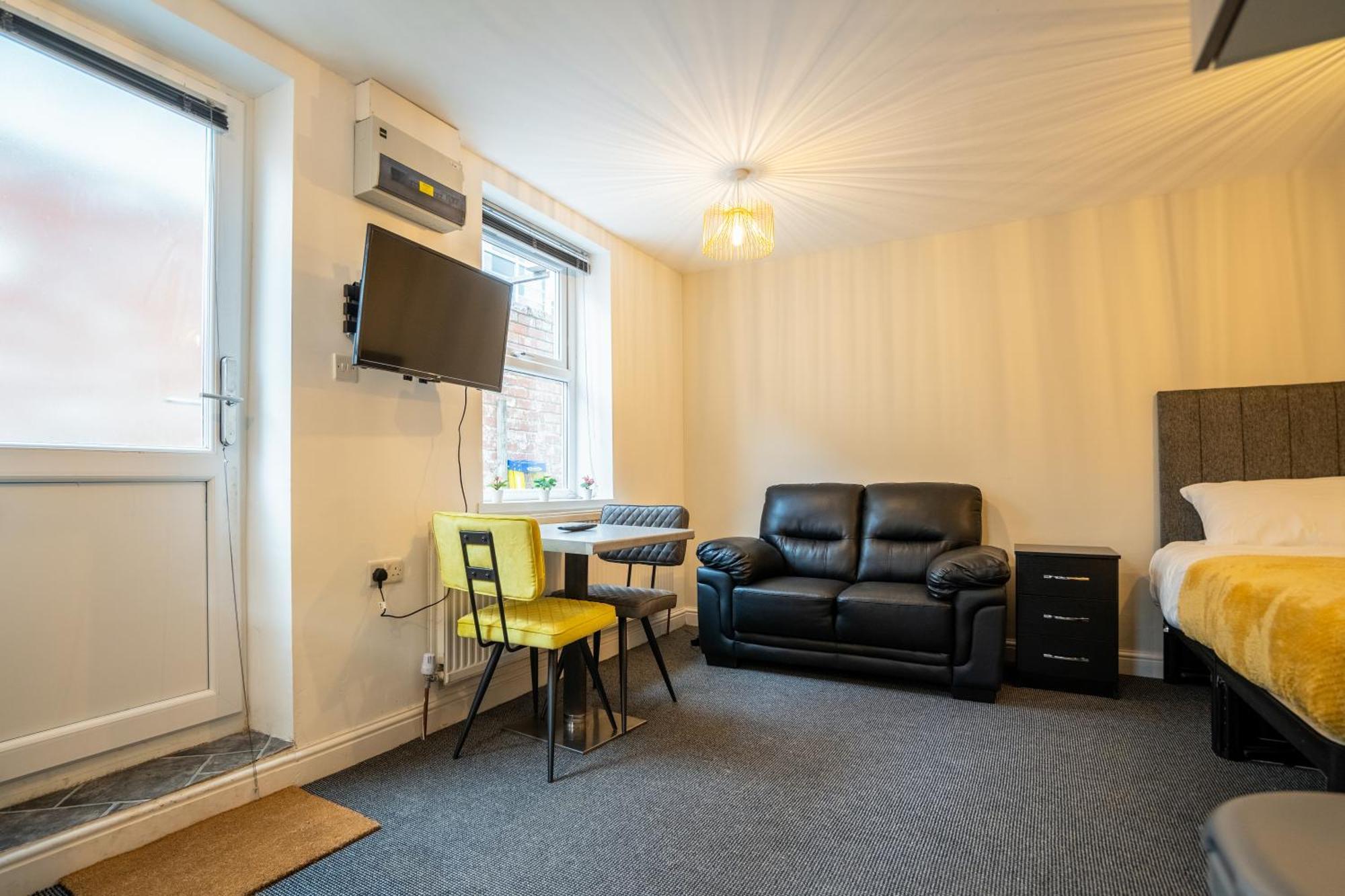 Kunda House In Tyseley Apartamento Birmingham Exterior foto