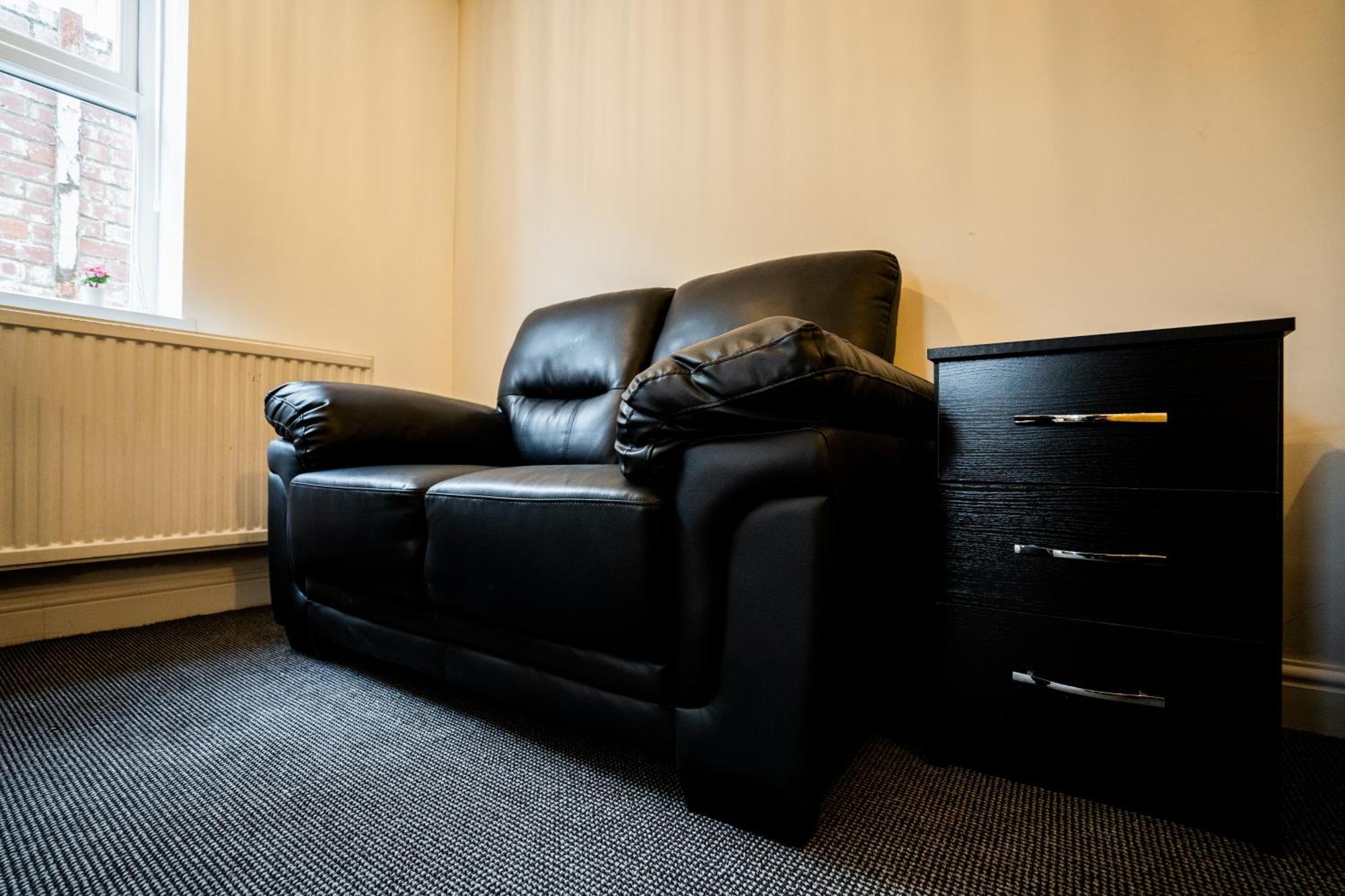 Kunda House In Tyseley Apartamento Birmingham Exterior foto